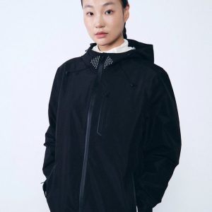 Áo khoác ngoài Humtto seam tape Alpha Hard Shell Nữ Đen-11