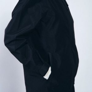 Áo khoác ngoài Humtto seam tape Alpha Hard Shell Nữ Đen-17