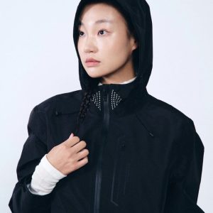 Áo khoác ngoài Humtto seam tape Alpha Hard Shell Nữ Đen-18