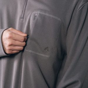 Áo thun dài tay nam Humtto có khóa kéo nửa người nâu-13