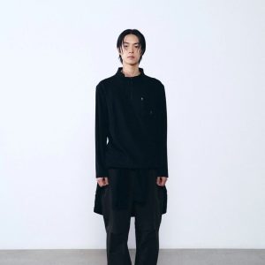Áo thun nam Humtto dài tay có khóa kéo nửa kín đen-4