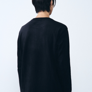 Áo thun nam dài tay Humtto vải tencel mềm mịn (đen)-2