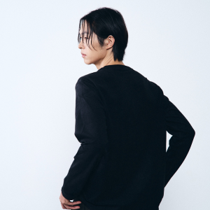 Áo thun nam dài tay Humtto vải tencel mềm mịn (đen)-5