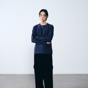 Áo thun dài tay nam Humtto vải tencel mềm mịn xanh-6