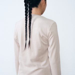 Áo thun nữ dài tay Humtto vải Tencel mềm màu quả Mơ-2